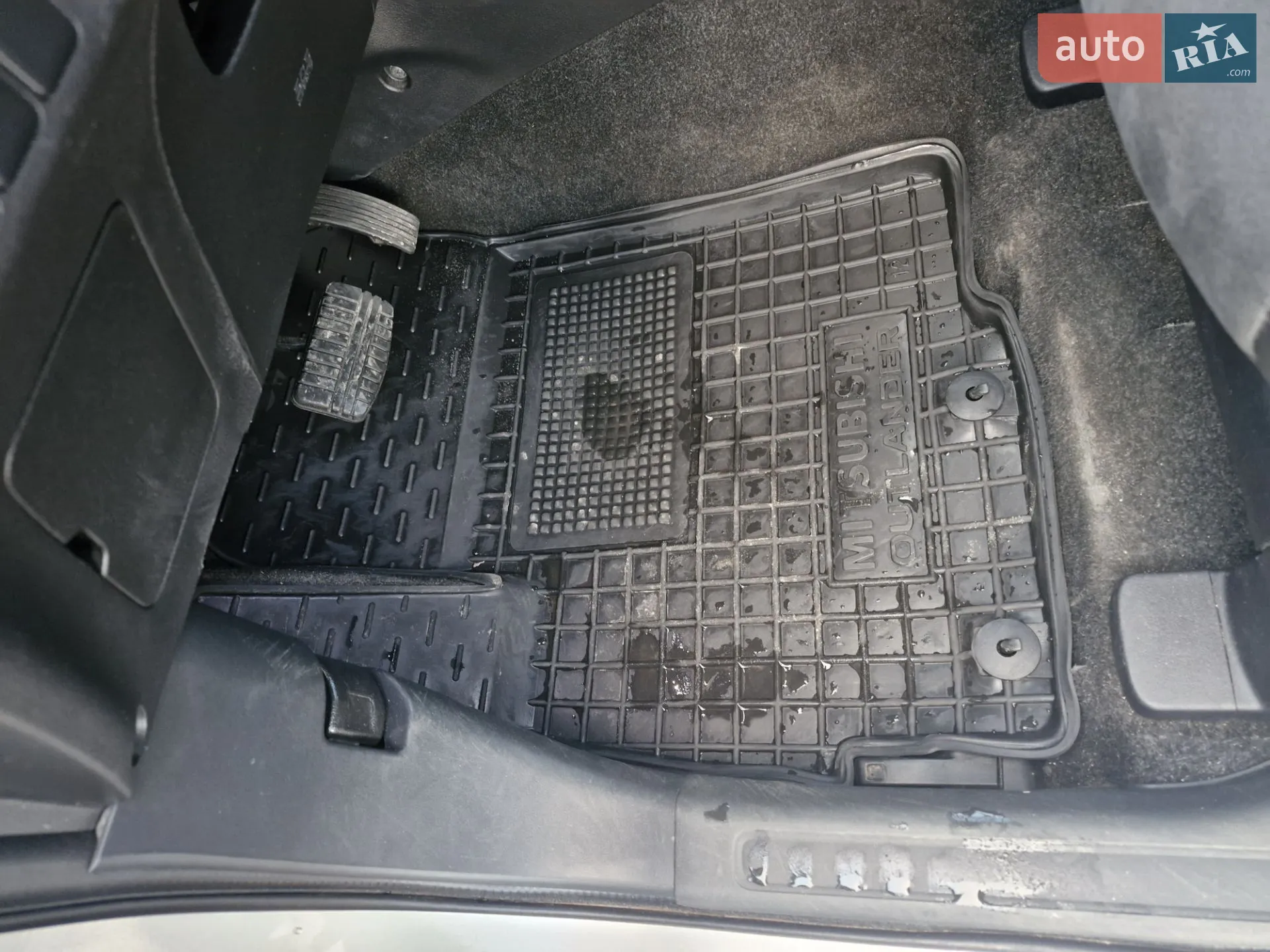 2019 Mitsubishi Outlander - мініатюра 21