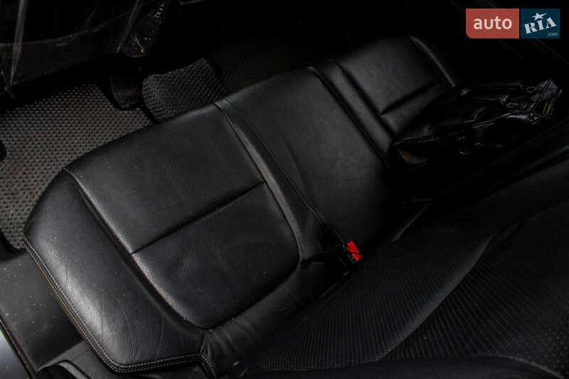 Позашляховик / Кросовер Mitsubishi Outlander 2015 в Львові фото 46 Позашляховик / Кросовер Mitsubishi Outlander 2015 в Львові