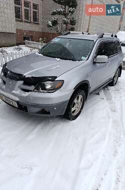 Позашляховик / Кросовер Mitsubishi Outlander 2003 в Львові