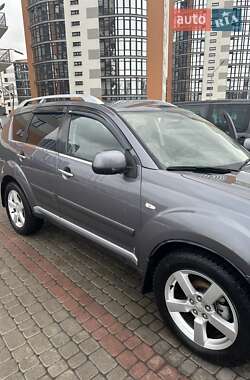 Позашляховик / Кросовер Mitsubishi Outlander 2007 в Івано-Франківську