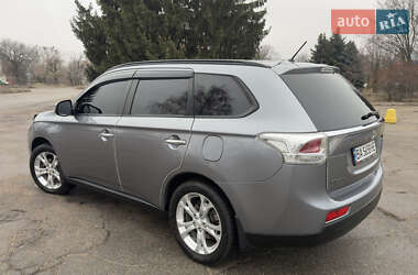 Позашляховик / Кросовер Mitsubishi Outlander 2013 в Кропивницькому