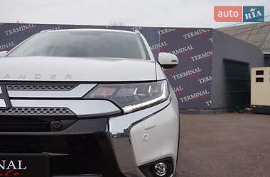 Позашляховик / Кросовер Mitsubishi Outlander 2021 в Одесі