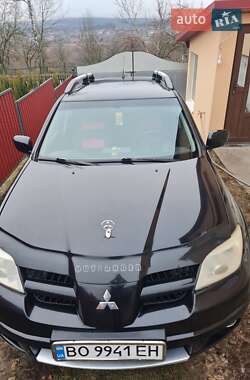 Внедорожник / Кроссовер Mitsubishi Outlander 2007 в 