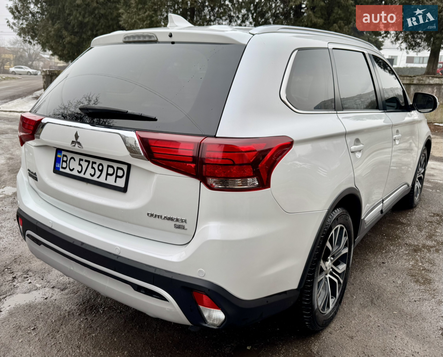 2018 Mitsubishi Outlander - мініатюра 6