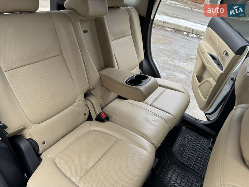 Внедорожник / Кроссовер Mitsubishi Outlander 2018 в Львове