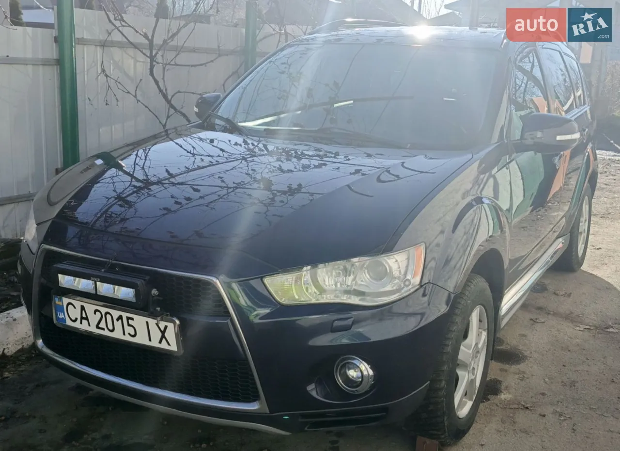 2013 Mitsubishi Outlander - мініатюра 22