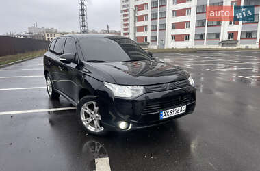 Позашляховик / Кросовер Mitsubishi Outlander 2013 в Харкові