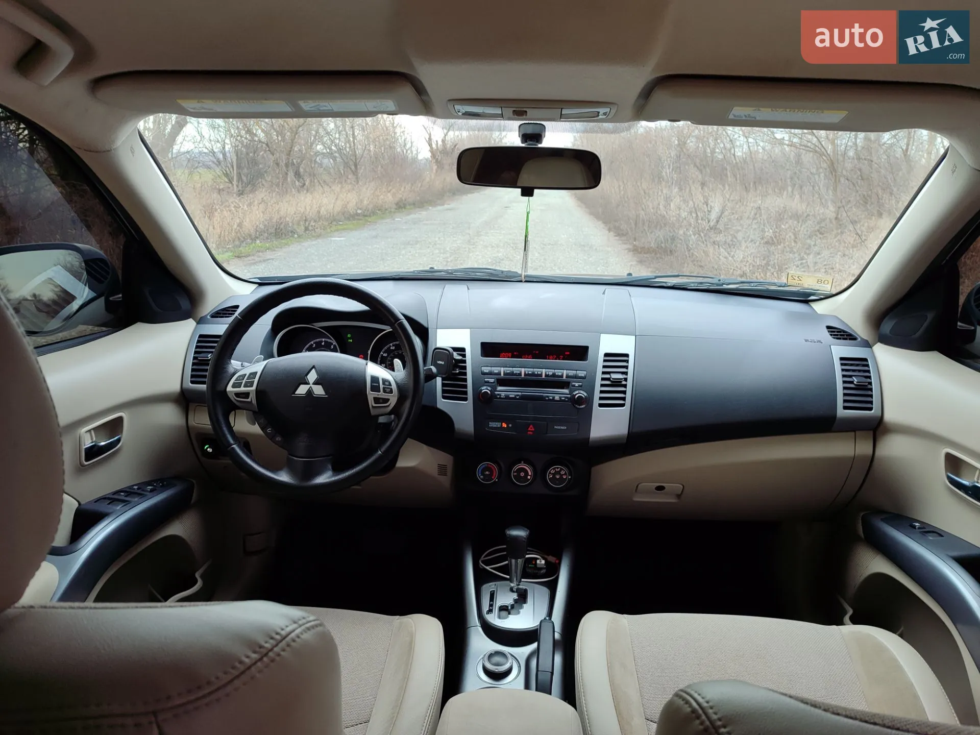 2011 Mitsubishi Outlander - мініатюра 11