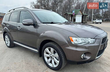 Позашляховик / Кросовер Mitsubishi Outlander 2011 в Охтирці