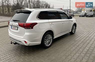 Позашляховик / Кросовер Mitsubishi Outlander 2019 в Білій Церкві