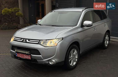 Позашляховик / Кросовер Mitsubishi Outlander 2013 в Дубні