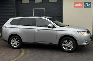 Позашляховик / Кросовер Mitsubishi Outlander 2013 в Дубні