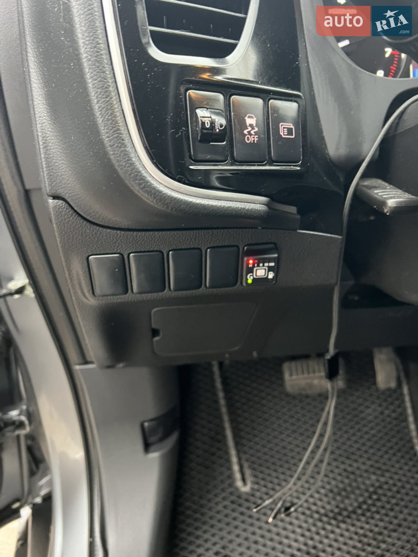 2014 Mitsubishi Outlander - мініатюра 9