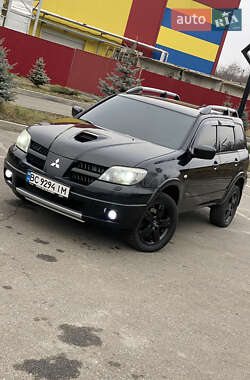 Позашляховик / Кросовер Mitsubishi Outlander 2005 в Краматорську