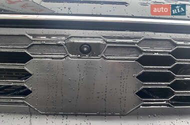Внедорожник / Кроссовер Mitsubishi Outlander 2022 в 