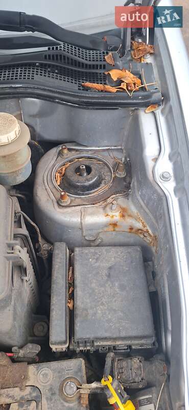 Внедорожник / Кроссовер Mitsubishi Outlander 2006 в Черкассах фото 11 Внедорожник / Кроссовер Mitsubishi Outlander 2006 в Черкассах