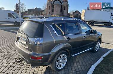 Внедорожник / Кроссовер Mitsubishi Outlander 2010 в Львове