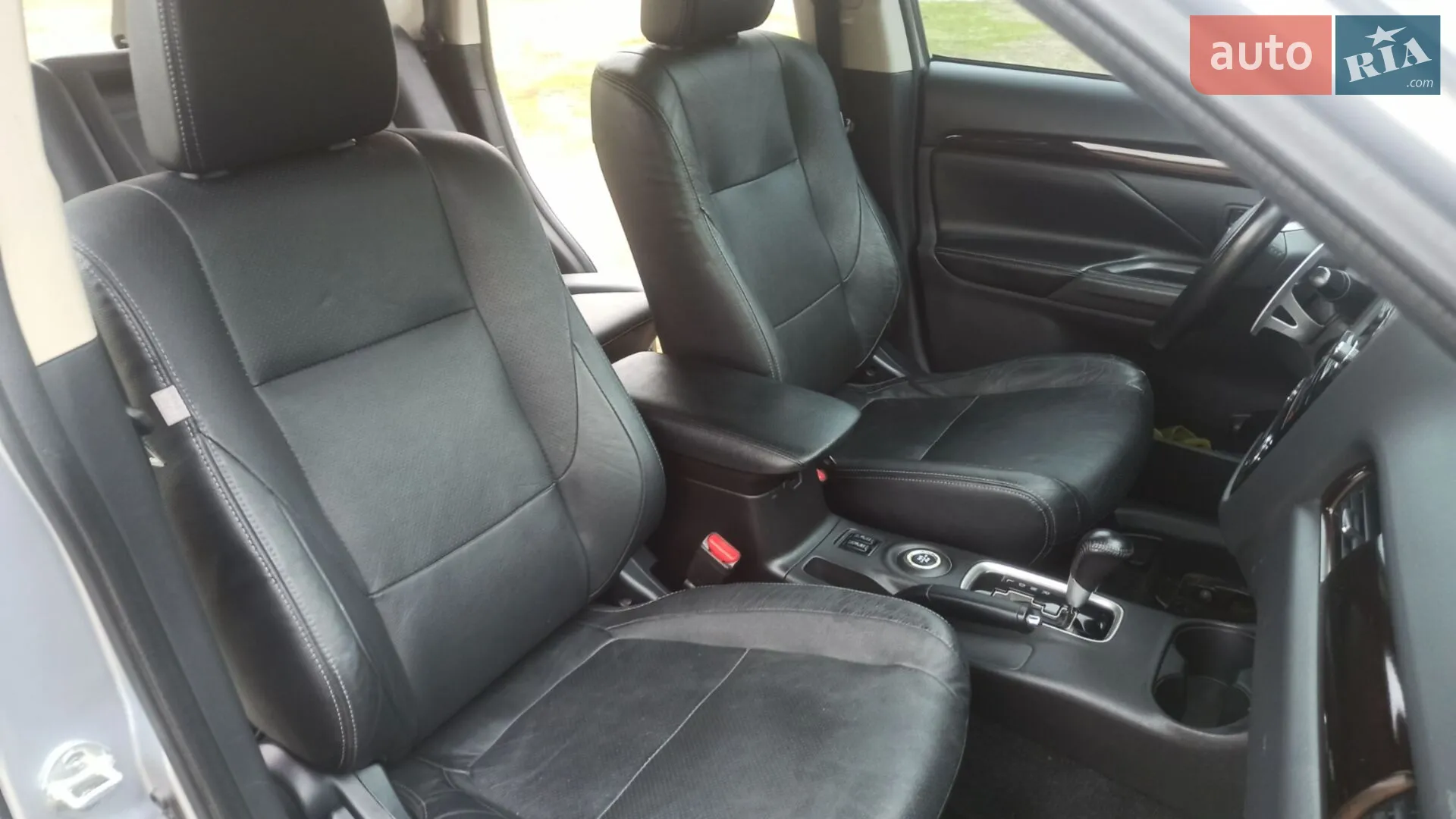 2013 Mitsubishi Outlander - мініатюра 19