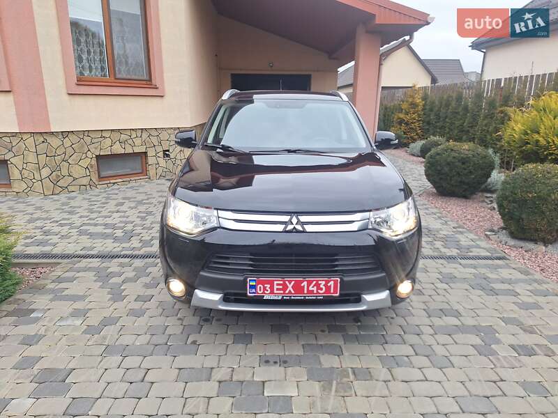 Mitsubishi Outlander 2015