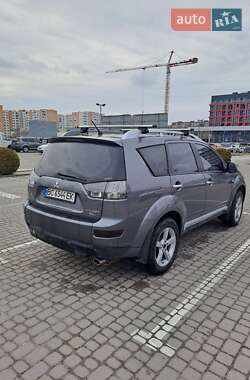 Внедорожник / Кроссовер Mitsubishi Outlander 2008 в 
