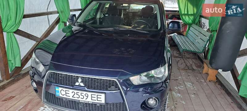 Внедорожник / Кроссовер Mitsubishi Outlander 2010 в Черновцах