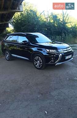 Внедорожник / Кроссовер Mitsubishi Outlander 2018 в Днепре