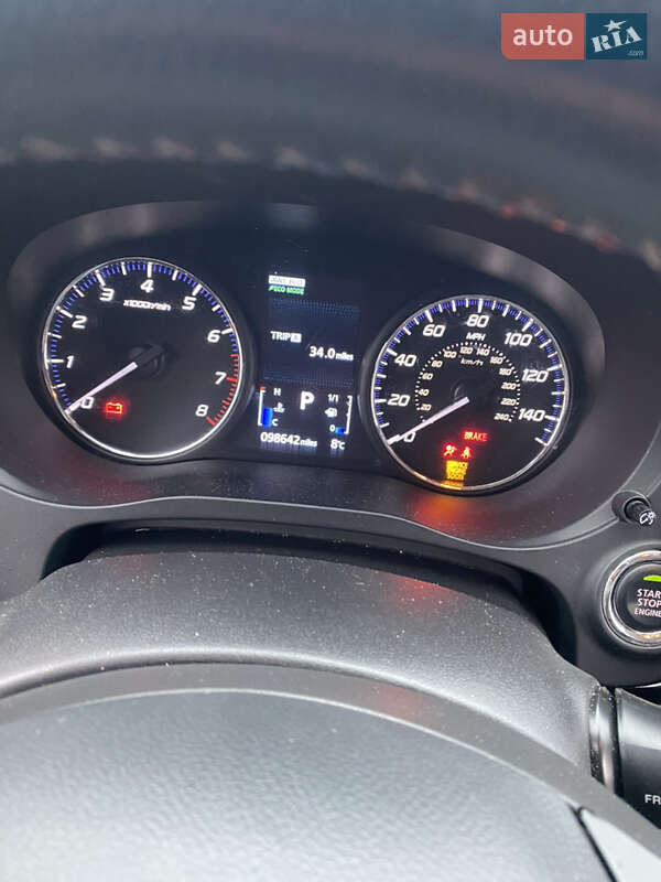 Внедорожник / Кроссовер Mitsubishi Outlander 2018 в Запорожье