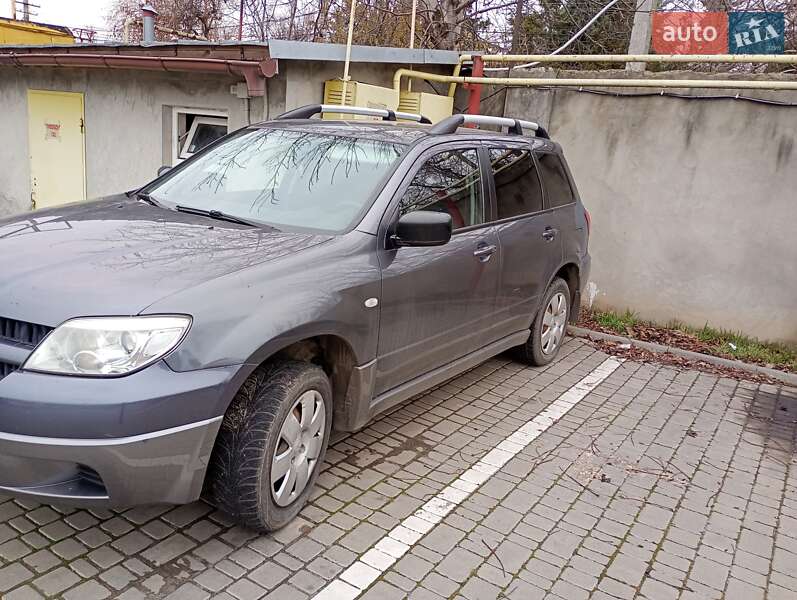 Позашляховик / Кросовер Mitsubishi Outlander 2008 в Одесі