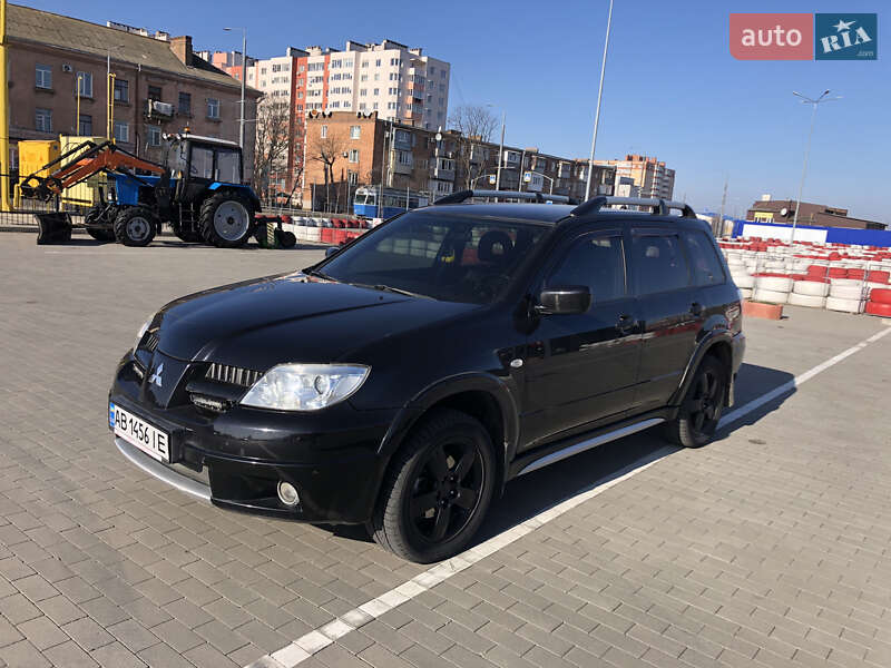 Позашляховик / Кросовер Mitsubishi Outlander 2005 в Вінниці