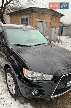 Позашляховик / Кросовер Mitsubishi Outlander 2010 в Шостці