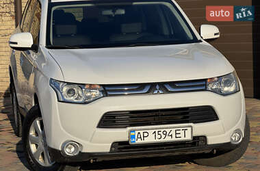 Внедорожник / Кроссовер Mitsubishi Outlander 2012 в Запорожье