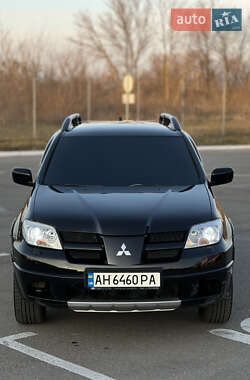 Внедорожник / Кроссовер Mitsubishi Outlander 2005 в Запорожье