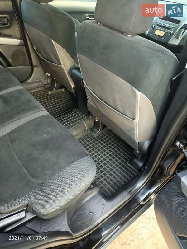 Позашляховик / Кросовер Mitsubishi Outlander 2007 в Чернігові