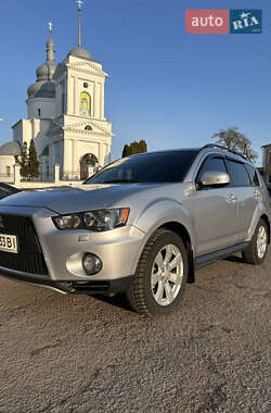 Позашляховик / Кросовер Mitsubishi Outlander 2011 в Ніжині