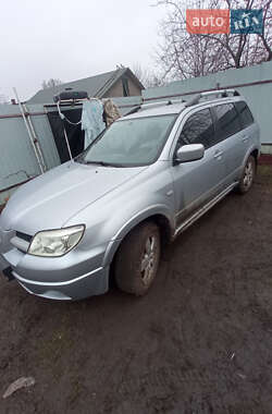 Внедорожник / Кроссовер Mitsubishi Outlander 2007 в 