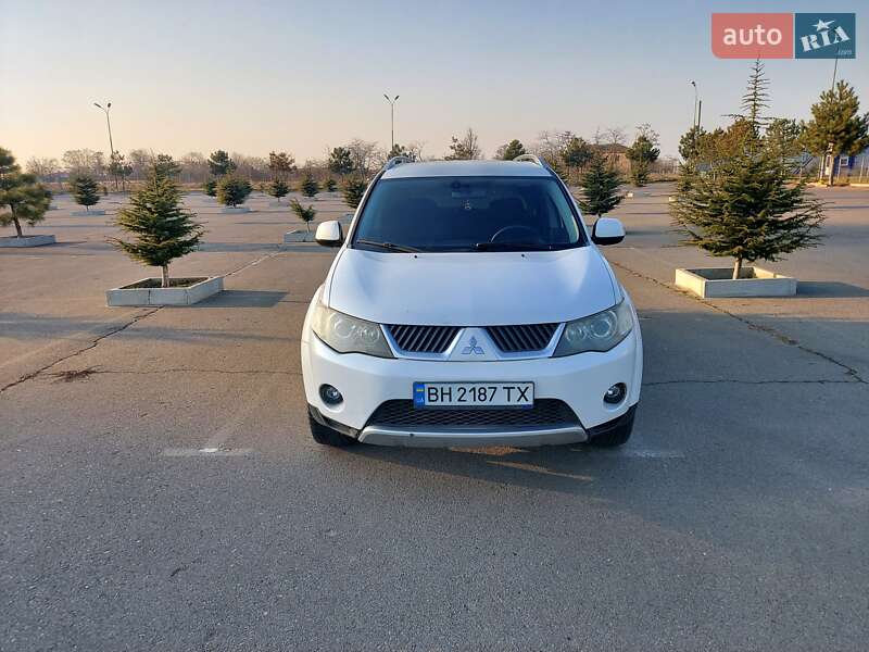 Позашляховик / Кросовер Mitsubishi Outlander 2008 в Одесі