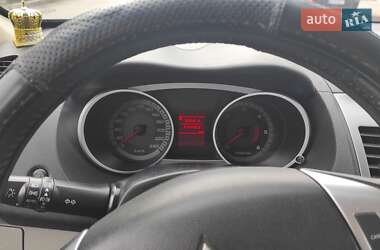 Позашляховик / Кросовер Mitsubishi Outlander 2008 в 