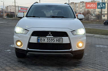 Внедорожник / Кроссовер Mitsubishi Outlander 2010 в Хмельницком