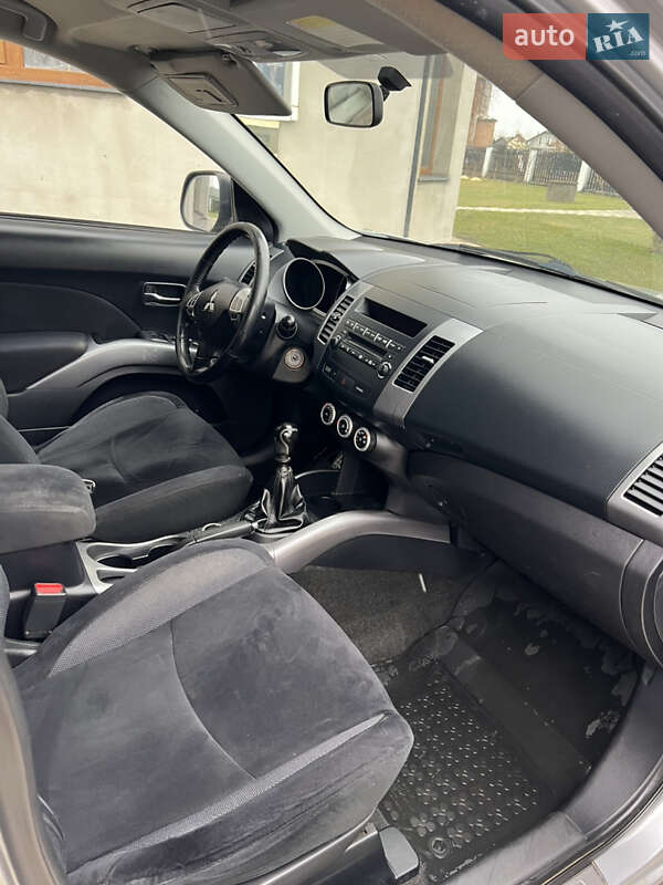 Позашляховик / Кросовер Mitsubishi Outlander 2007 в Рожнятові