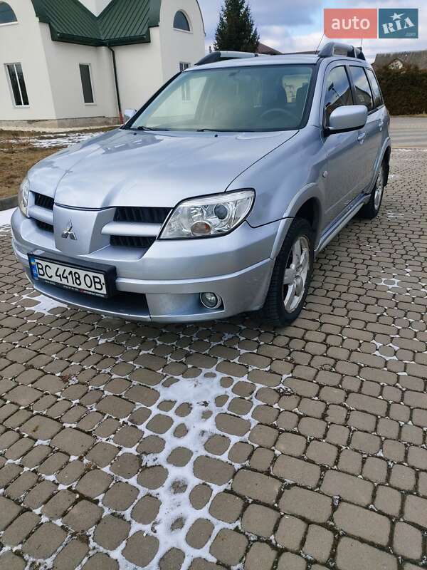 Внедорожник / Кроссовер Mitsubishi Outlander 2008 в Львове фото 2 Внедорожник / Кроссовер Mitsubishi Outlander 2008 в Львове
