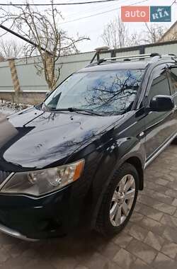 Внедорожник / Кроссовер Mitsubishi Outlander 2008 в 