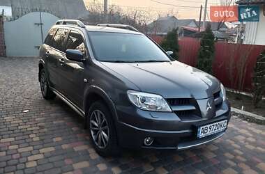 Позашляховик / Кросовер Mitsubishi Outlander 2006 в Тульчині