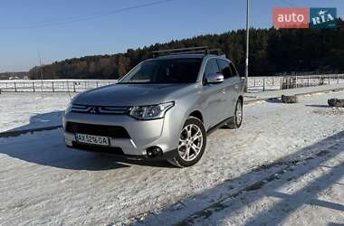 Внедорожник / Кроссовер Mitsubishi Outlander 2013 в Чернигове