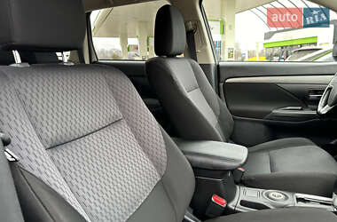 Внедорожник / Кроссовер Mitsubishi Outlander 2013 в Дрогобыче