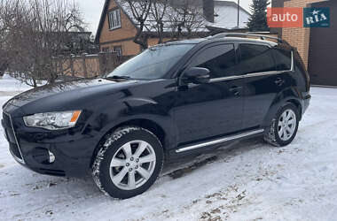 Внедорожник / Кроссовер Mitsubishi Outlander 2010 в Харькове