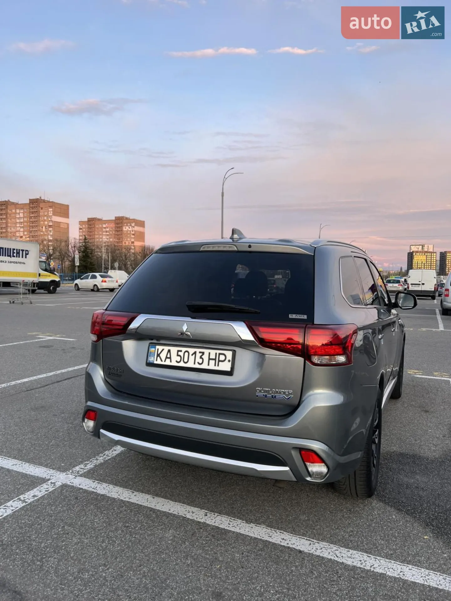 2017 Mitsubishi Outlander - мініатюра 4