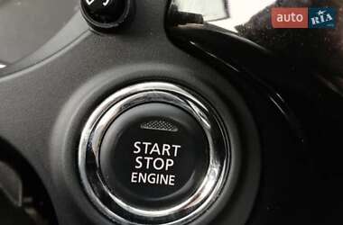 Внедорожник / Кроссовер Mitsubishi Outlander 2014 в 