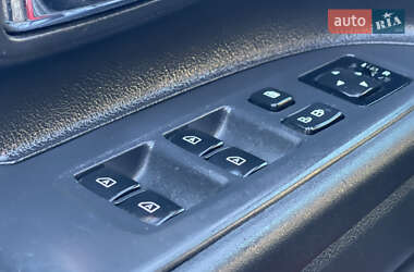 Внедорожник / Кроссовер Mitsubishi Outlander 2018 в 