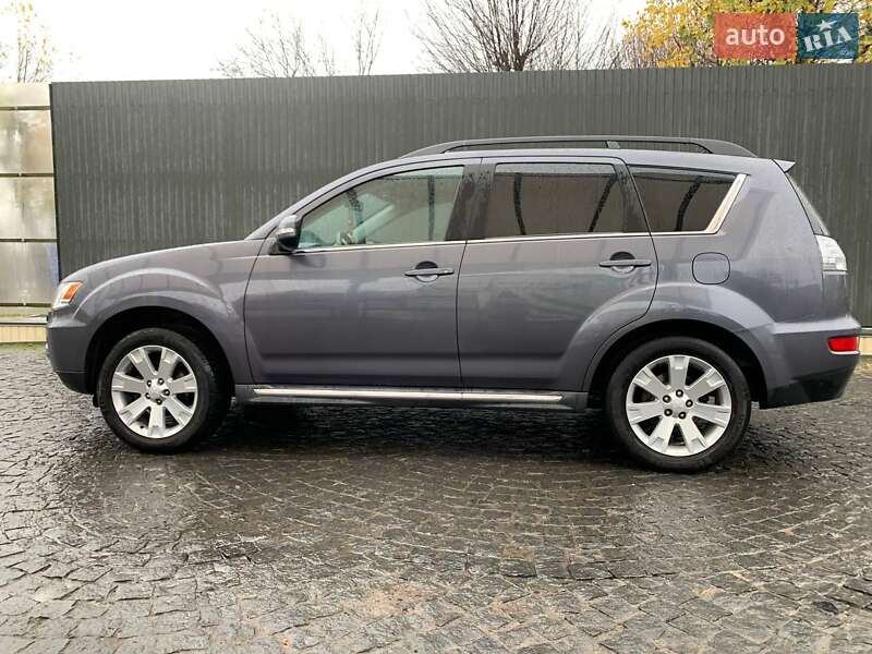 Позашляховик / Кросовер Mitsubishi Outlander 2011 в Хмельницькому