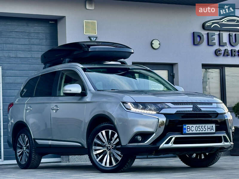 Внедорожник / Кроссовер Mitsubishi Outlander 2019 в Трускавце